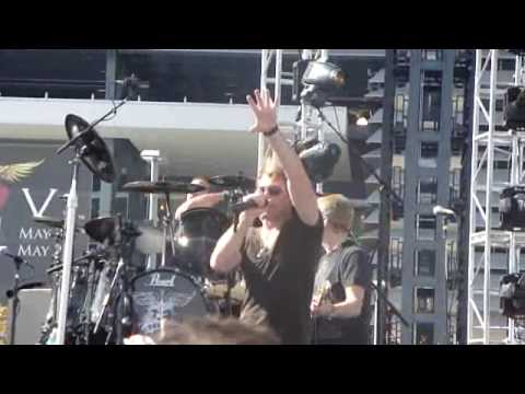 Bon Jovi- You Give Love a Bad Name camera iphone 8 plus apk