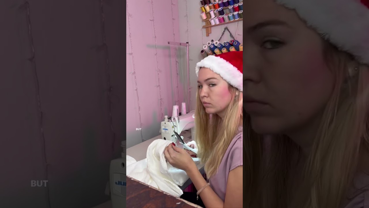 Taylor Swift Jingle Bell Ball Outfit 