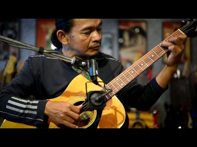 yamaha fg 120 f - YouTube
