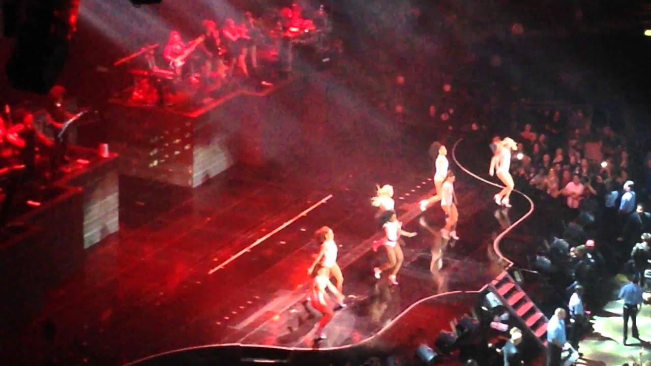 Beyonce-Run the World-London O2 Arena 3/4/14 - YouTube