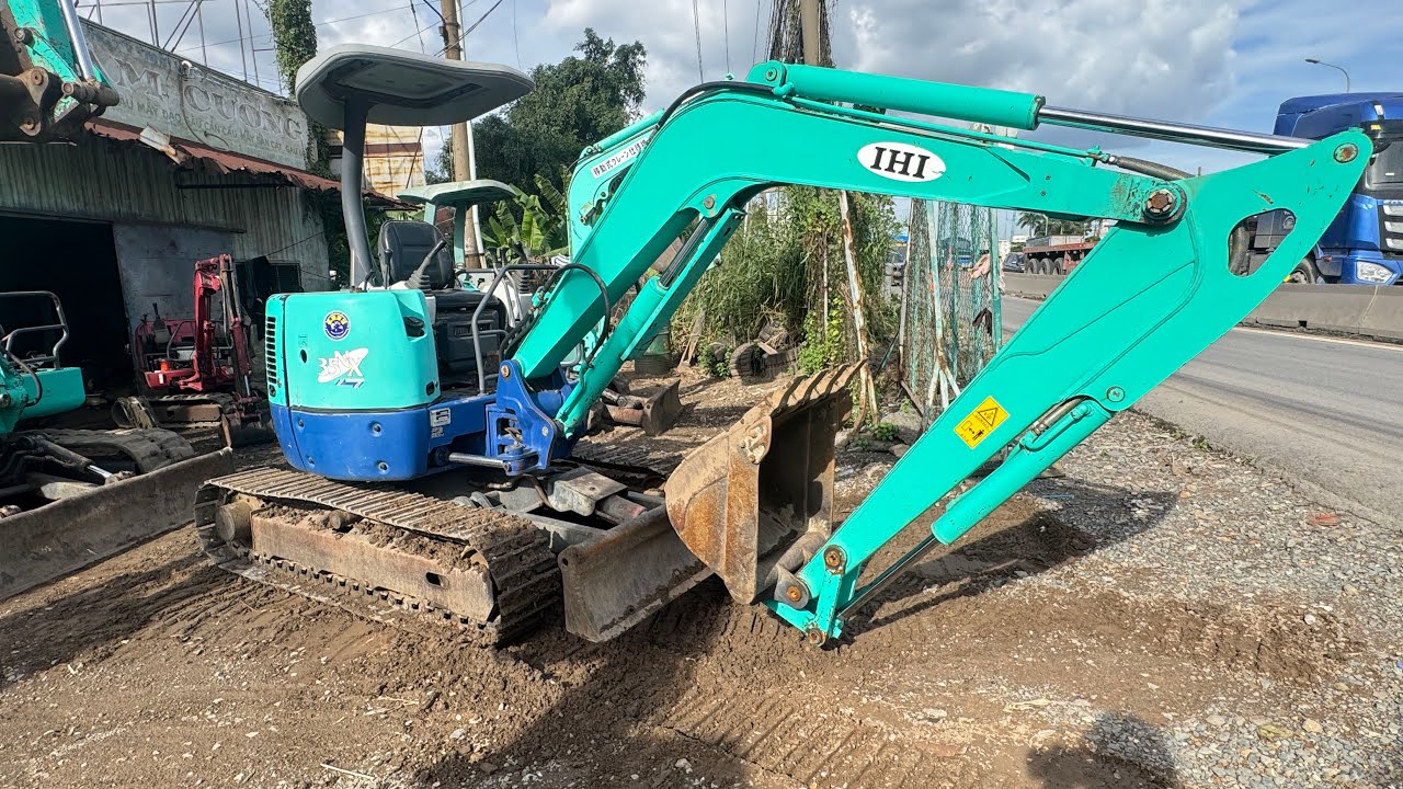 xe đào trỏ dài háng thụt thò IHI 35NX thử tải tại bãi 0909 20 24 59 Cát Nhân