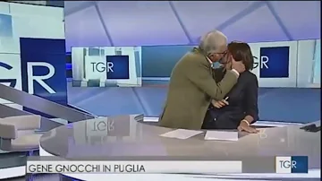 Father kissing her Daughter when he doesnt know that he is Live