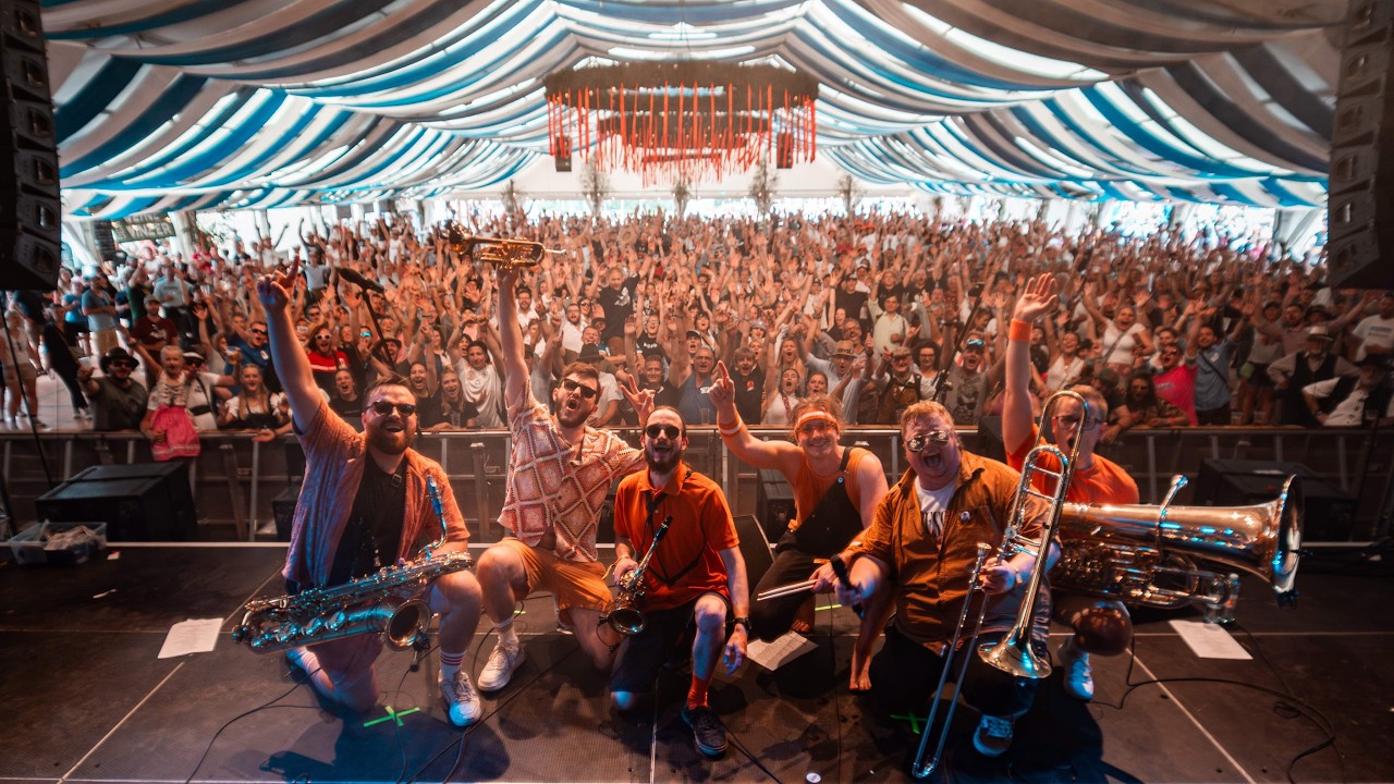 Sound Gurus - Sweet Dreams (Live Roadmovie 2024)