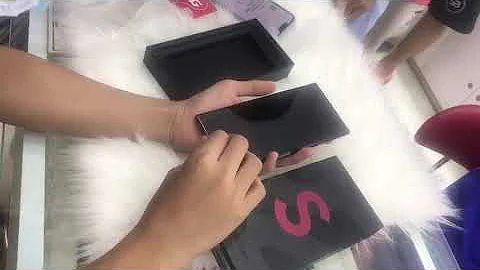 unboxing samsung s22 ultra tại Queen Mobile