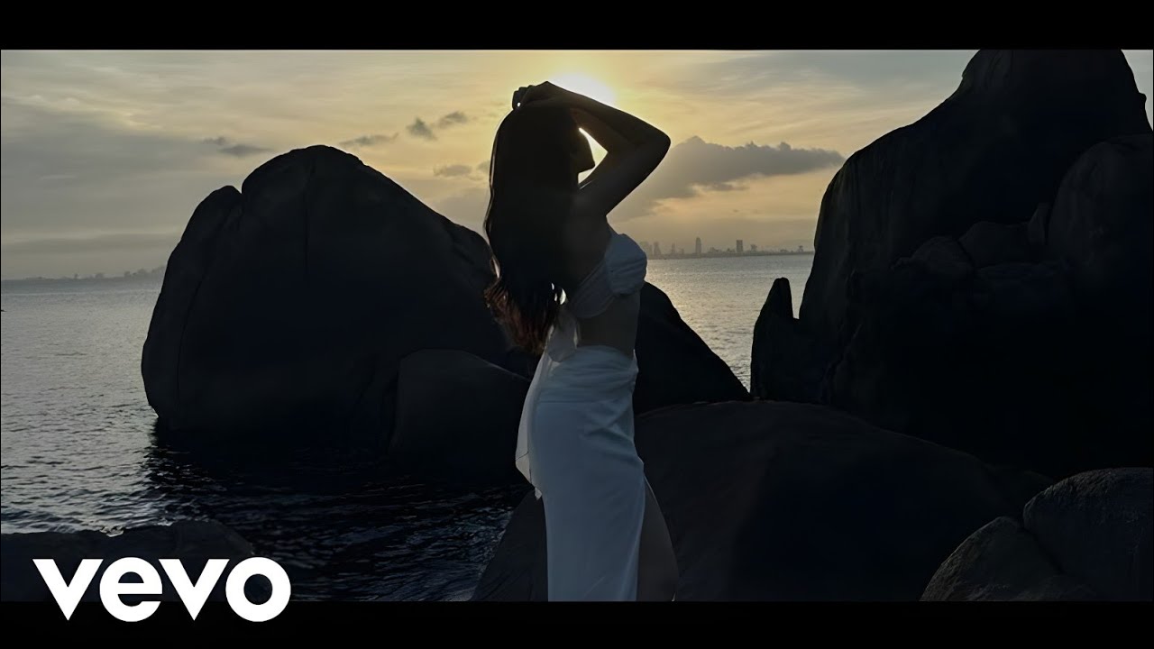 Watch Arvy Nacht - Takeaway (Official Music Video) on YouTube Watch Arvy Nacht - Takeaway (Official Music Video) on YouTube