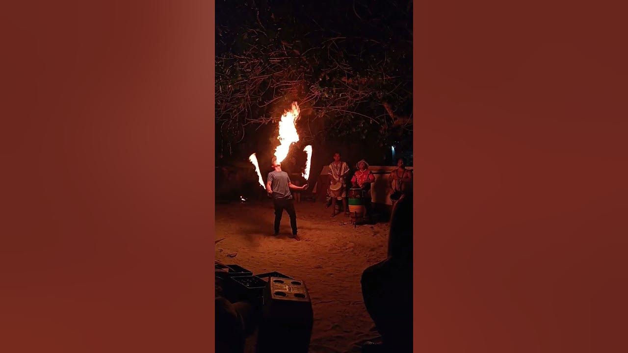 fire dancing in boracay #boracay2024 #firedance #beach