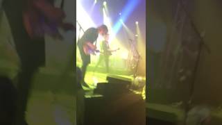 Circa waves - T-shirt weather live