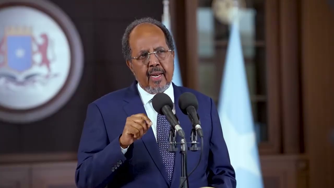 Madaxweynaha JFS Xasan Sheekh ayaa jeedinayay khudbad ku saabsan xaaladihii ugu dambeeyay ee dalka.