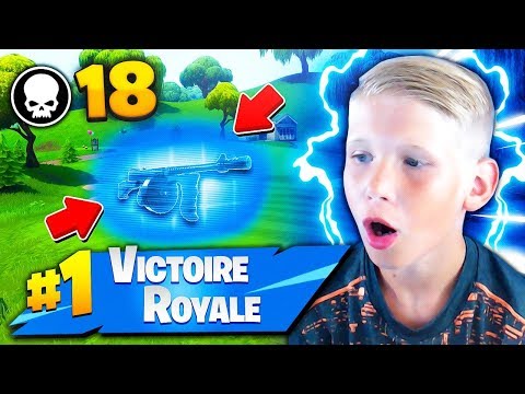 MON PETIT FRÈRE TROUVE LA THOMSON CACHÉ ET FAIT 18 KILL AVEC 😱