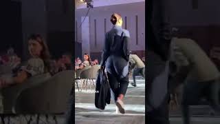 Kareena Kapoor Hot Black Dress Look Walking