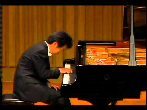 2010コンペティション決勝グランミューズA1第1位／ 横山 智一 - YouTube