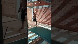 Nhà Yến Tường 10 Ốp Xốp. 8203 Sàn Chi Phí Thấp.