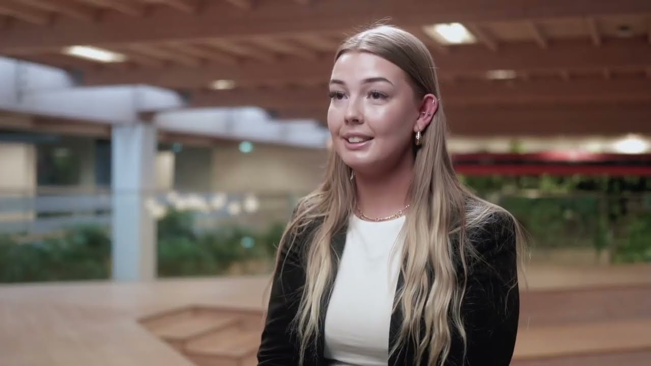 Elev i Solar - Sara, Handelsassistent