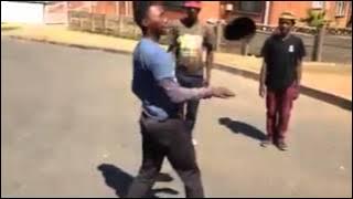 MobiGhar Fan   EXPLAIN HOW HE DOES THIS! IM LOST