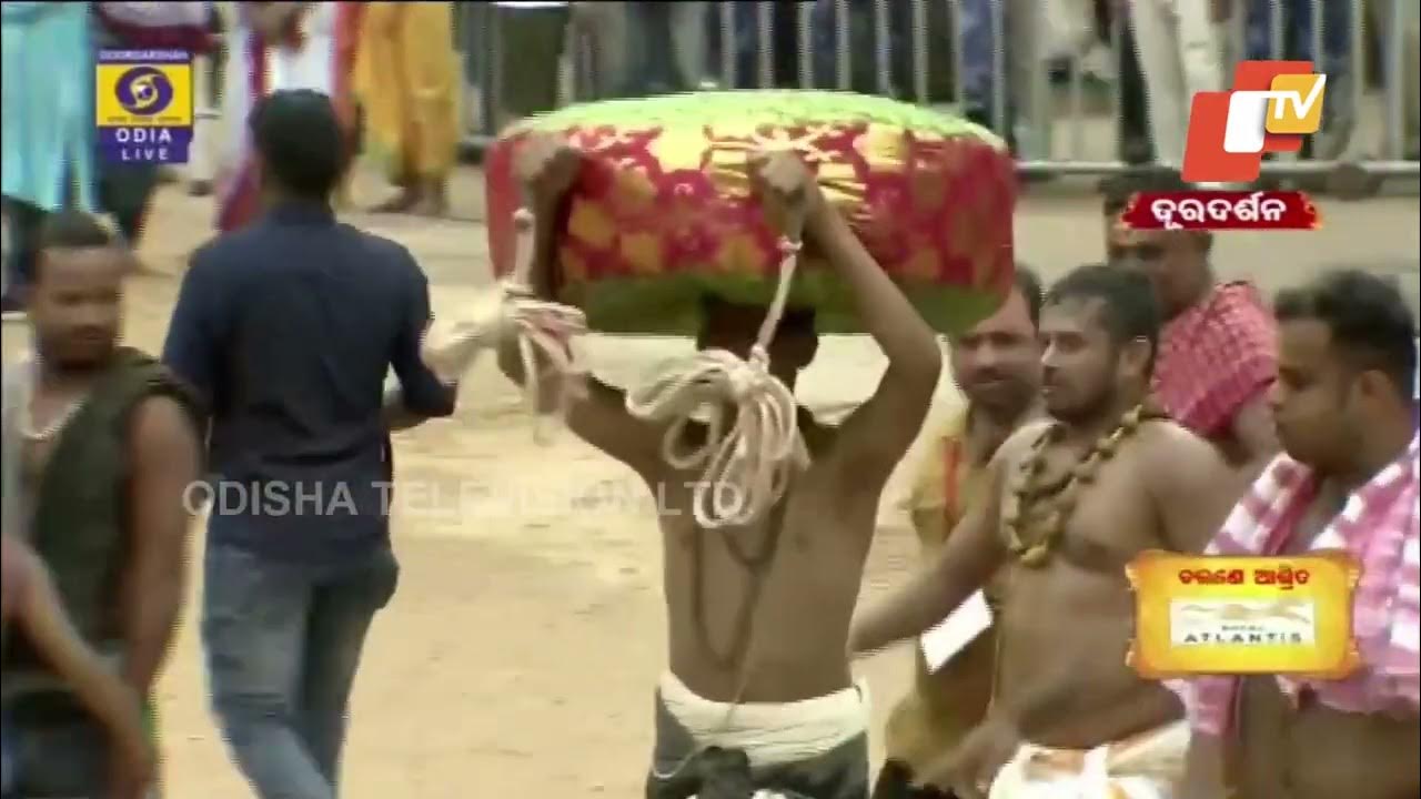 Puri Bahuda Yatra Lord Sudarshan's Pahandi rituals underway YouTube