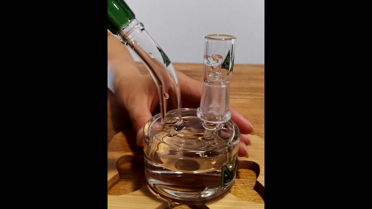 nexus solid glass water pipes .  store link  : www.dhgate.com/store/20242956