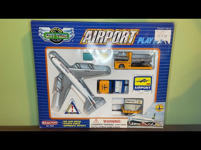 RARE* Daron Realtoy International Airlines 747 Airport Playset
