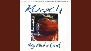 Video thumbnail of "Stoneleigh Worship Band - Rauch"