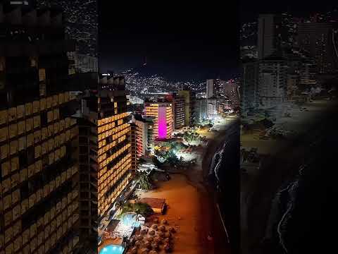 ￼ Hotel Krystal Beach, en Acapulco, Guerrero Mexico