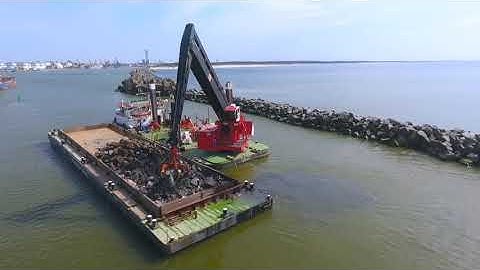 Reconstruction breakwaters Port of Klaipeda