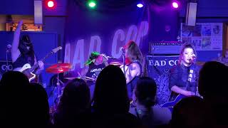 Bad Cop/Bad Cop - Safe And Legal (live in Cleveland)