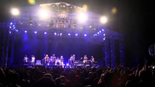 bravesboy cover Lagu Suwi Ora Jamu @JEC Kickfest The Parade 2015