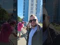 Человек-Позитив на улице в Сочи!