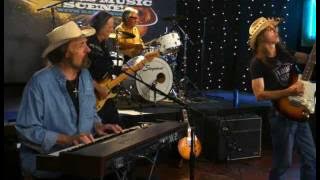 Texas Tornados perform 