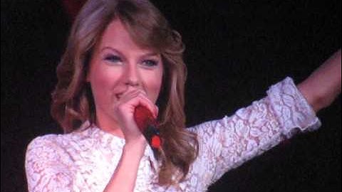 Taylor Swift Red Tour Introduction - 10th February 2014 O2 Arena London