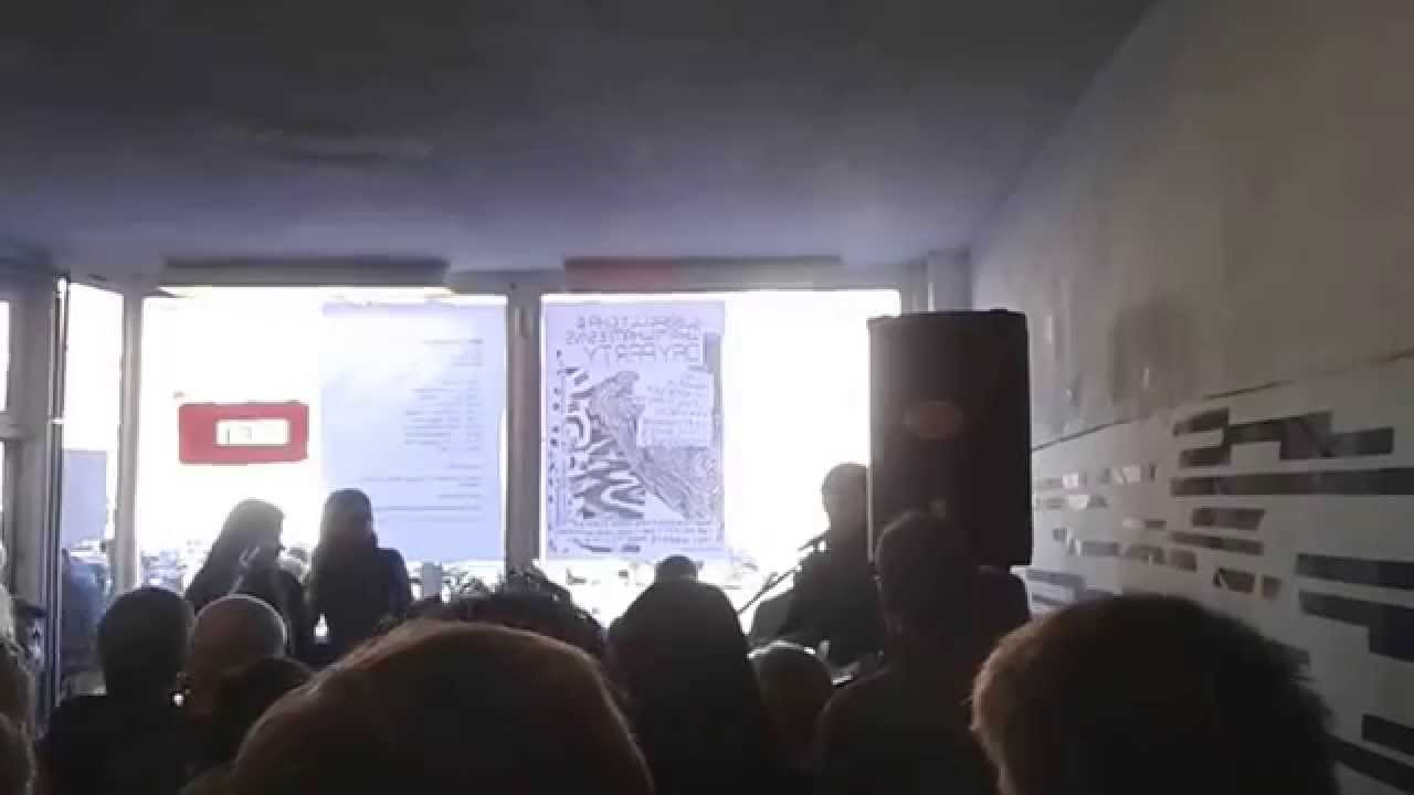 Obejrzyj Mourn - Dark Issues live w YouTube Obejrzyj Mourn - Dark Issues live w YouTube