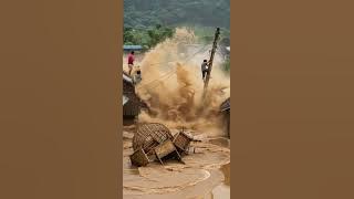 Detik detik Video terakhir sungai meledak