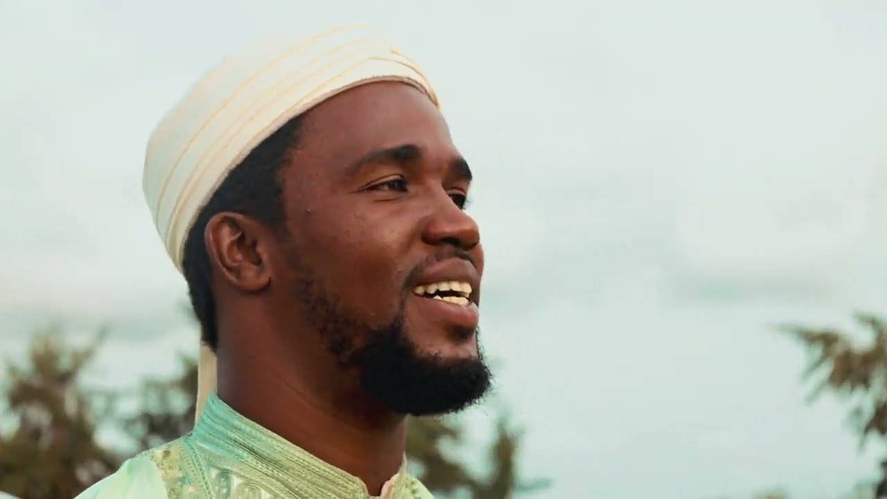 MAMADOU LAYE  Salla lahou Ala Mouhamad clip officiel