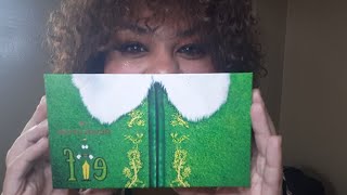 GRWM: Fall Look: Using I Heart RevolutionXelf eyeshadow palette
Hey Papiz, Peeps, and Pumkinz! Journey along as I try a fall look using this beautiful Elf palette from I Heart Revolution. Which color combinations would you try? Do you have this palette? Should I do more vidoes using this palette? Let me know in the comments! ๐ Do Good Deeds! ๐๐
If you would like to collab, do business, or want me to review a product:
Ladyceez29@gmail.com
If you would like to donate:
Cash App: $PapiSenpaiCeez
Paypal: paypal.me/LadyCeez
Music:
Artist: Lady HeartAttack
Soundcloud:
https://soundcloud.app.goo.gl/ggomg
Other content:
https://youtu.be/rTkOh5_FUCU
https://youtu.be/rlKnWDKmNkg
https://youtu.be/1-uWVRkDlrI
https://youtu.be/_kS99BK6r6k
https://youtu.be/48n0CuGP8kk
https://youtu.be/2bzjgpKy5so
#beauty #GRWM #iheartrevolution #iheartrevolutionXelf #falllook #fallgrwm #lottielondon #saintluxe #makeup #selfcare GRWM: Fall Look: Using I Heart RevolutionXelf eyeshadow palette