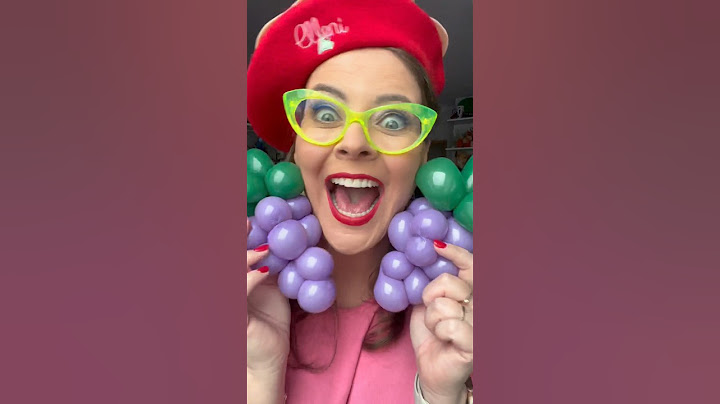 Oszaleli wszyscy !!!! Winogrona z balonów 😂😂🍇😂😂🤪🤪 #balloonartist #balloon #balony #grape