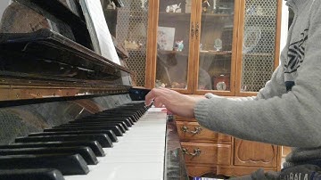 G Mixolydian Scale (G - A - B - C - D - E - F - G) on Piano