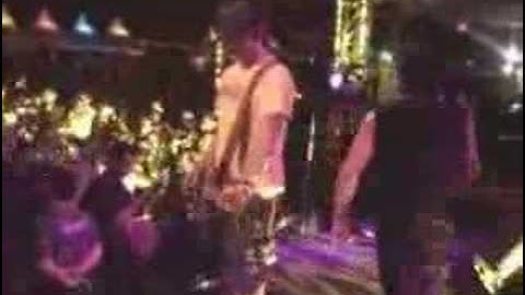 Stars Dont Fall - Thats The Way It Goes (Live Zoukout 2006)