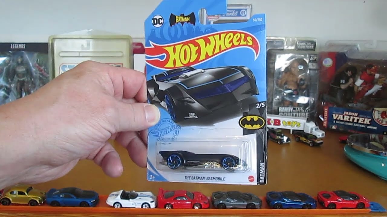 THE BATMAN BATMOBILE - Hot Wheels Toy Diecast Car Unboxing Review