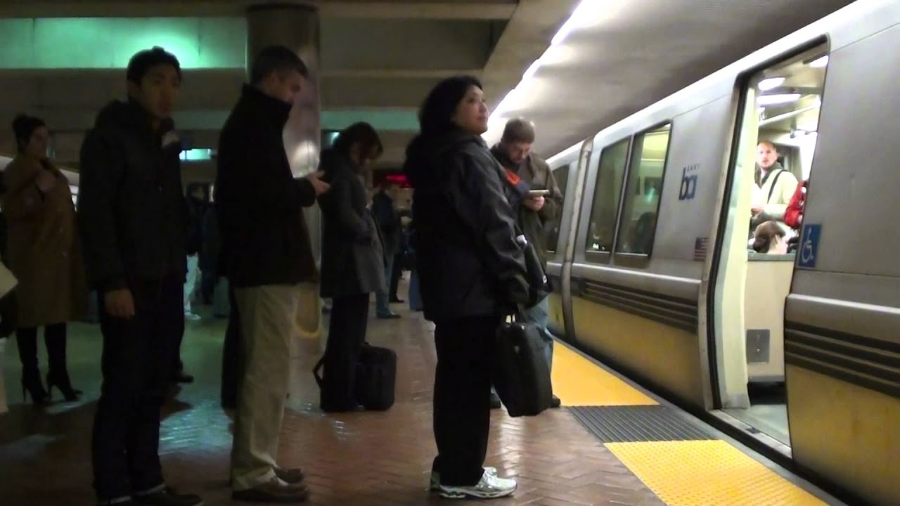 Richmond Train Arriving at Montgomery St. BART (HD)