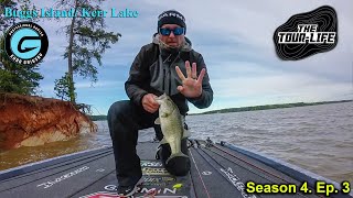 Hunting for 4 pounders on Kerr Lake | The Tour Life | S04 E3 | Buggs Island
