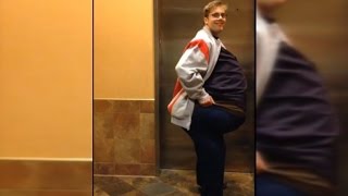 Watch Two Guys Sneak into a Movie Theater Pretending to Be One Person Watch Two Guys Sneak into a Movie Theater Pretending to Be One Person