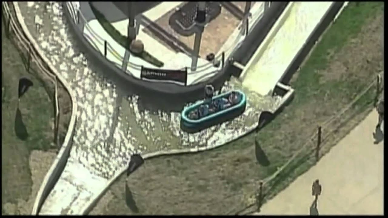 Le plus haut toboggan aquatique du monde est ouvert YouTube