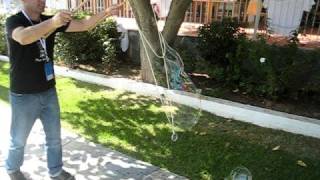 Giant Bubbles 1