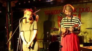 Young adults -  Pretty hurts (Beyonce cover) live 13.07.14