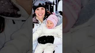 Download Lagu Winter Wonderland Smiles  Kate and Her Little One   Made with Clipchamp MP3