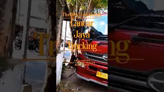 JALAN SEMPIT BUKAN MASALAH! MANUVER GILA SELF LOADER LANCAR JAYA TRUCKING! 🚛🔥SEWA LOWBED SELF LOADER