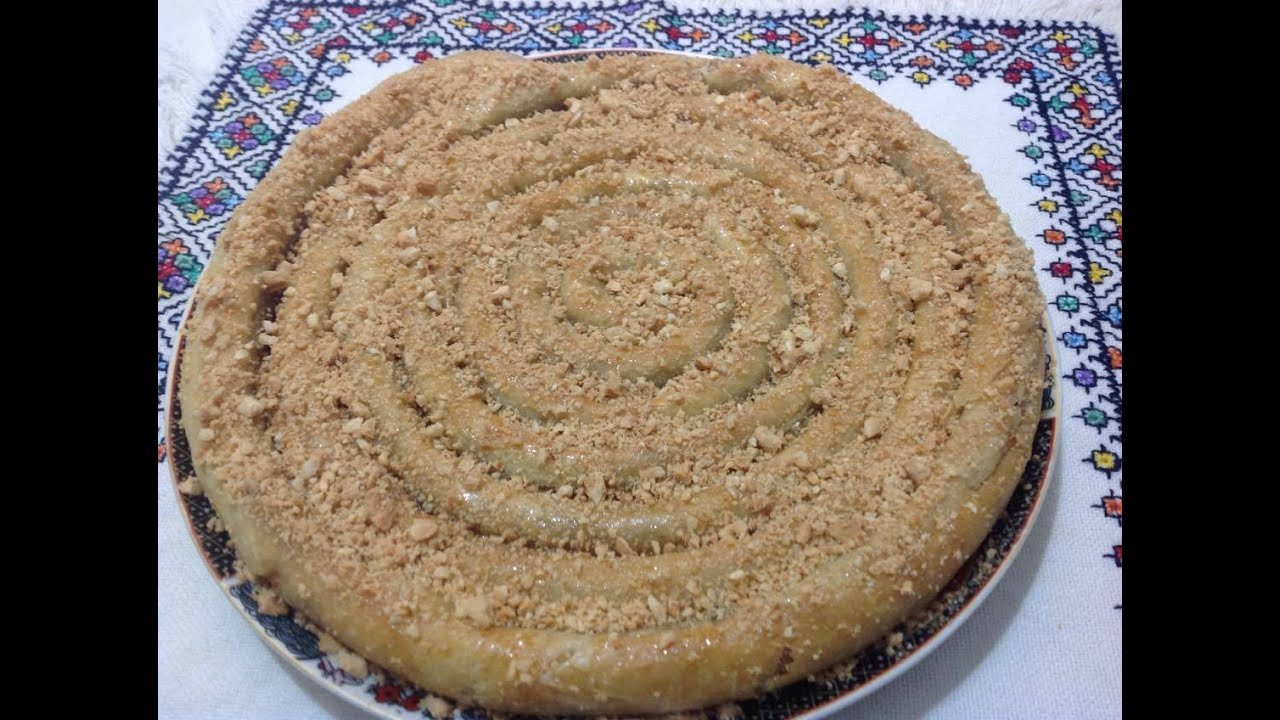 محنشة اقتصادية بكاوكاو بنكهة اللوزمع الشرح لكيفية الطي من المطبخ المغربي مع ربيعة Mhencha