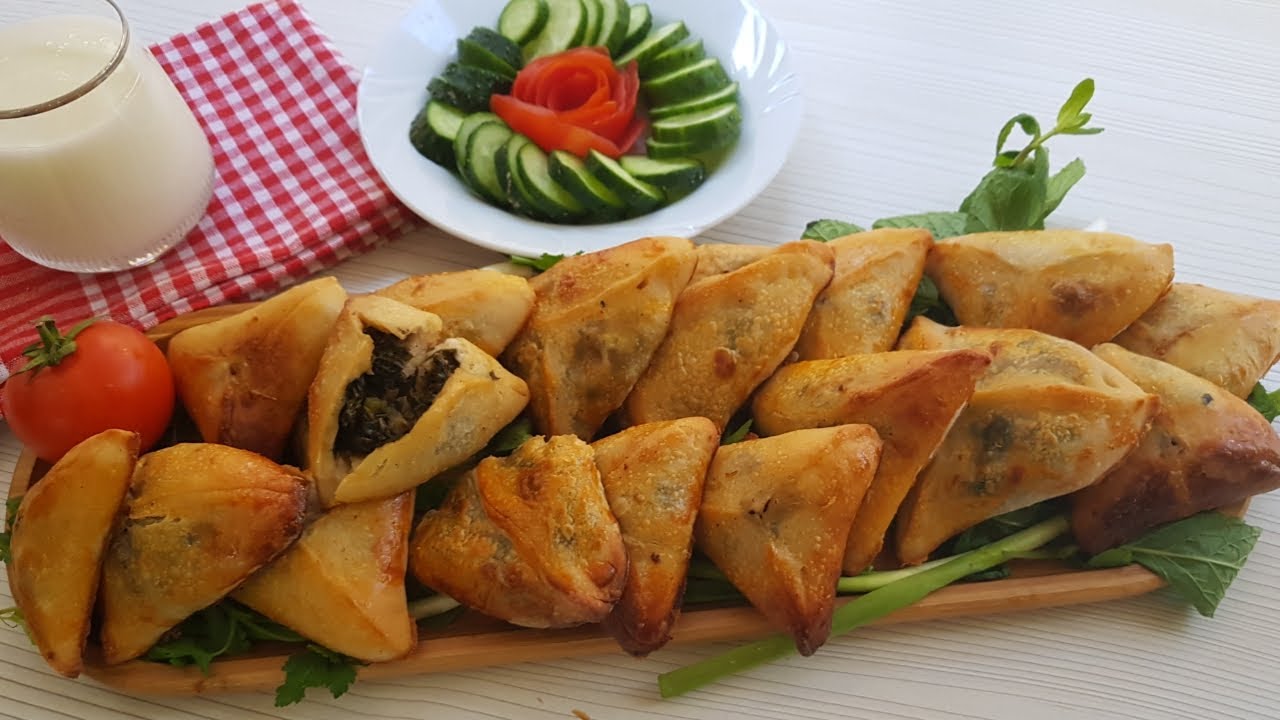 فطائر السبانخ بعجينة قطنية وهشة(مقبلات رمضان )