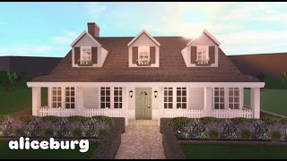 ♡ Bloxburg: Cottagecore themed home!!  Exterior  Aliceburg