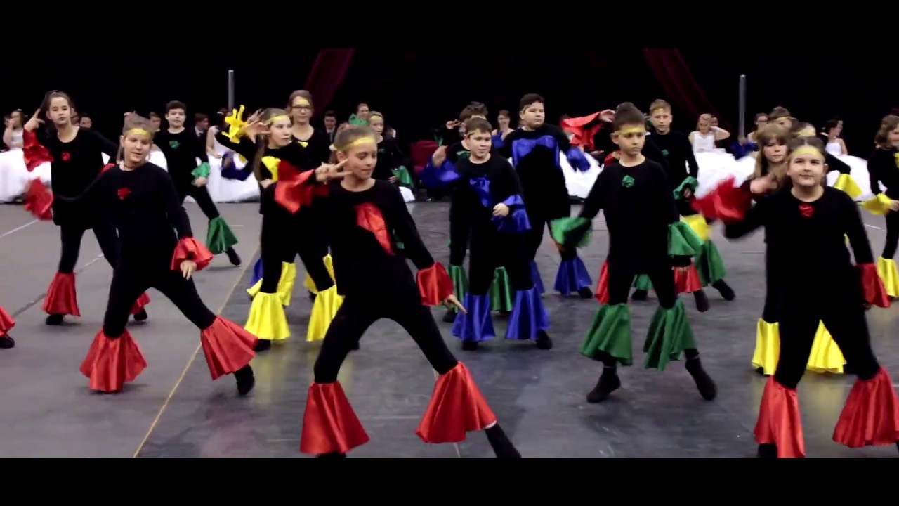 ABBA táncosok - Farsang (2019) - 4. osztály