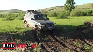 ARB 24 Испытание Toyota Land Cruiser 105 GX 4500 и Nissan patrol Y61 на вязком берегу реки